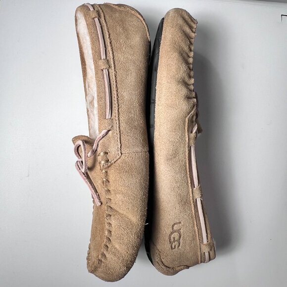 UGG Women Dakota Slippers Tan Suede 9 - Picture 7 of 10